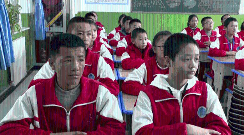 救援卡通熊仔
