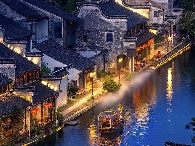 “海上皇帝”张荣发:500亿赠私生子,引家族内战,便宜公司元老